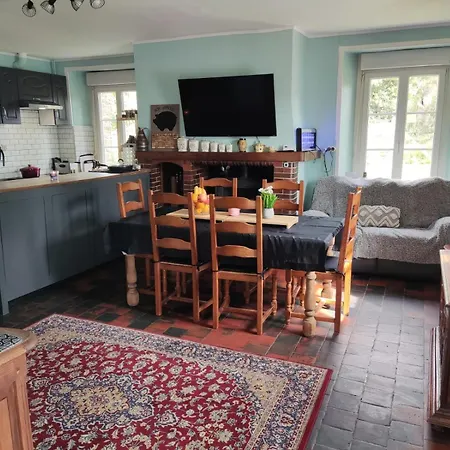 Marianne D'hotes 3* Couvains (Manche)